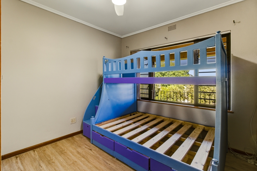 3 Bedroom Property for Sale in Die Wingerd Western Cape